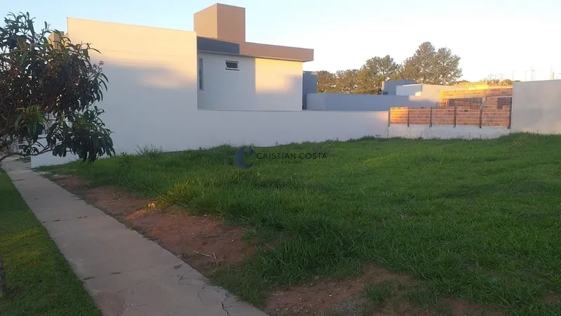 Terreno de 250 m² no Cond. Residencial Faixa Azul em São Carlos/SP: 4ª foto da galeria de imagens do imóvel