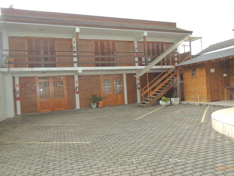 PRÉDIO RESIDENCIAL COM 06 APARTAMOS: 1ª foto da galeria de imagens do imóvel