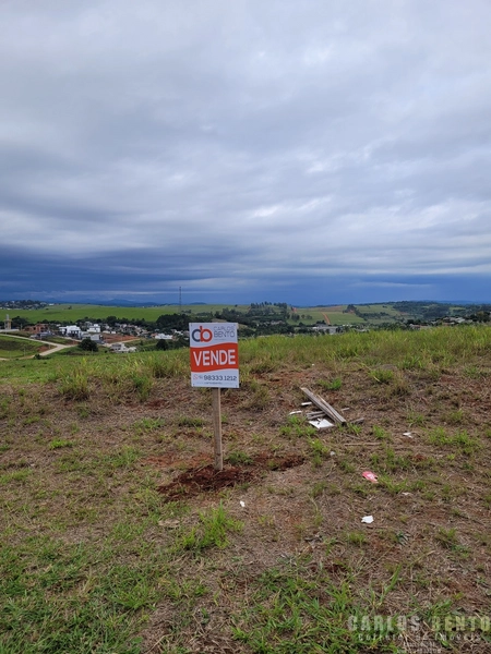 Terreno com 305m² Campo Bom: 1ª foto da galeria de imagens do imóvel