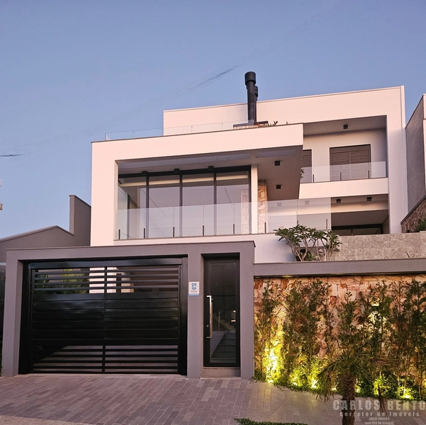 CASA DE ALTO PADRÃO COM 3 SUÍTES À VENDA - COLINA DO SOL: 1ª foto da galeria de imagens do imóvel