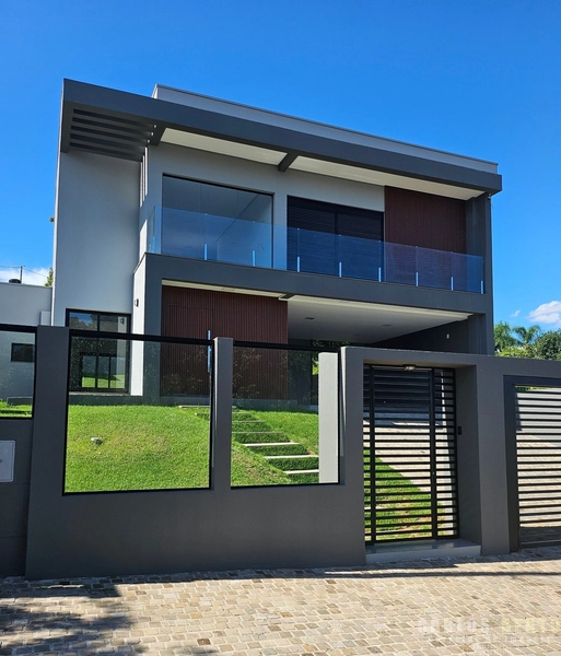 A CASA DO SEUS SONHOS - 3 SUÍTES: 1ª foto da galeria de imagens do imóvel