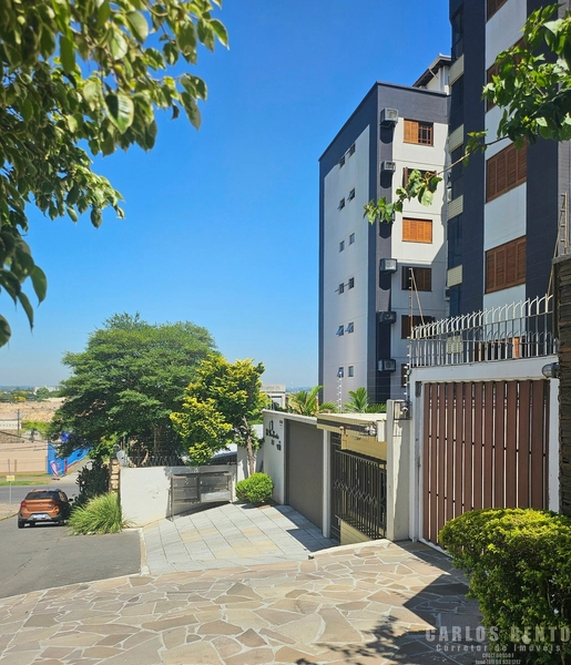 O PRIVILÉGIO DE MORAR NO CORAÇÃO DE CANOAS COM UMA VISTA PARTICULAR!