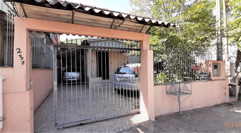 CASA 04 DORMITÓRIOS EM NOVO HAMBURGO - CANUDOS: 3ª foto da galeria de imagens do imóvel