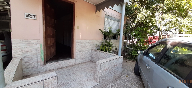 CASA 04 DORMITÓRIOS EM NOVO HAMBURGO - CANUDOS: 2ª foto da galeria de imagens do imóvel