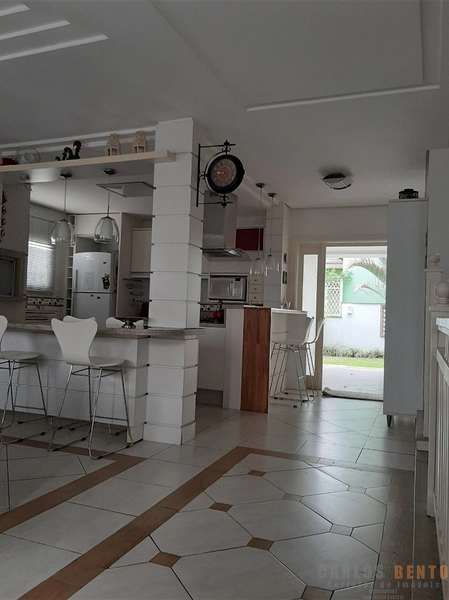 CASA COM 04 DORMITÓRIOS SENDO 02 SUÍTES - POA: 7ª foto da galeria de imagens do imóvel