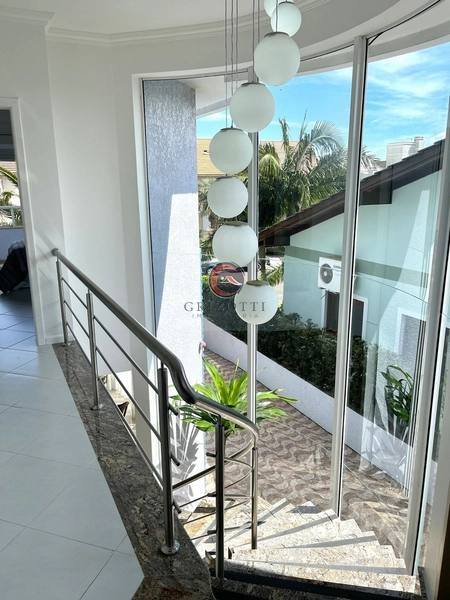 SOBRADO COM 4 SUÍTES NO CONDOMINIO CONDADO DE CAPÃO: 18ª foto da galeria de imagens do imóvel