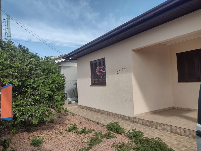 imperdivel casa em capao novo: 3ª foto da galeria de imagens do imóvel