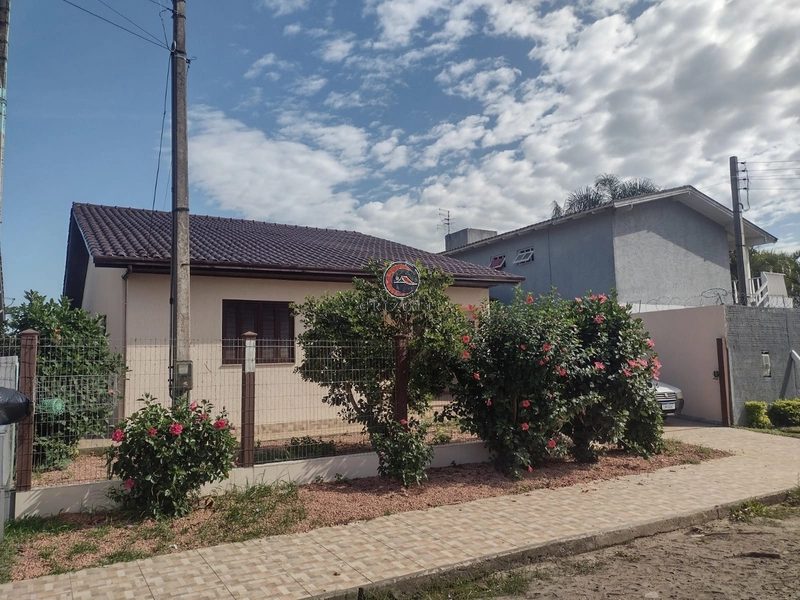 imperdivel casa em capao novo: 4ª foto da galeria de imagens do imóvel