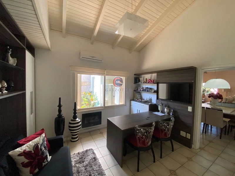 CASA NO CENTRO DE ATLANTIDA: 5ª foto da galeria de imagens do imóvel