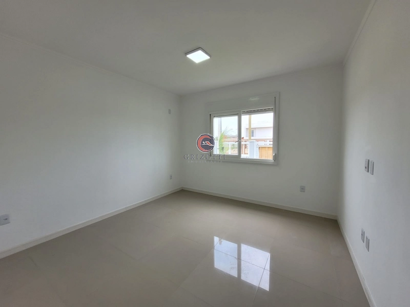 CASA EM ARROIO TEIXEIRA A DUAS QUADRAS DA PRAIA: 5ª foto da galeria de imagens do imóvel