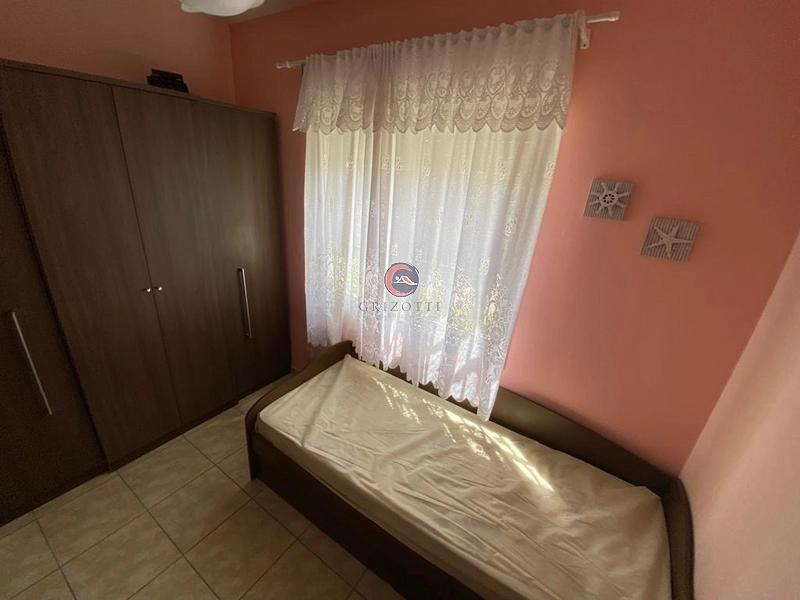 APARTAMENTO TÉRREO A UMA QUADRA DO MAR: 5ª foto da galeria de imagens do imóvel