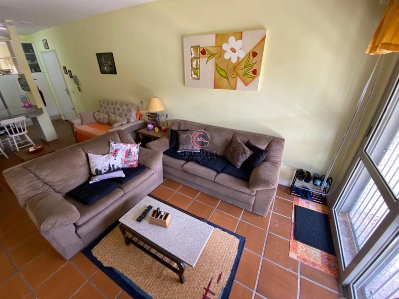 APARTAMENTO TÉRREO A UMA QUADRA DO MAR: 8ª foto da galeria de imagens do imóvel