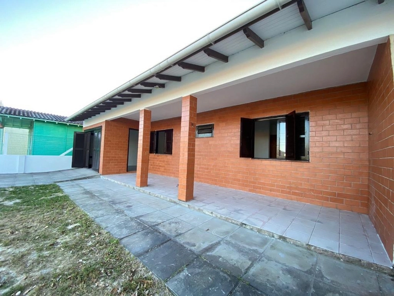 Casa térrea à venda em Capão Da Canoa.: 3ª foto da galeria de imagens do imóvel
