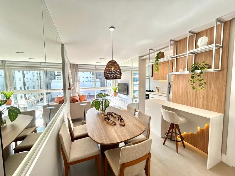 Apartamento 02 suítes junto a Praça Flávio Boianovski: 1ª foto da galeria de imagens do imóvel