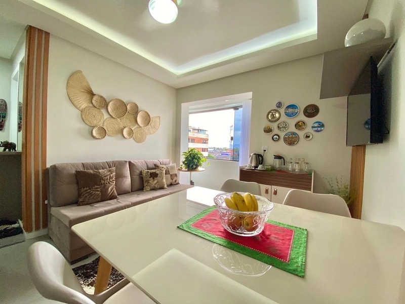 Excelente apartamento 01 dormitório mobiliado e decorado centro Capão: 2ª foto da galeria de imagens do imóvel