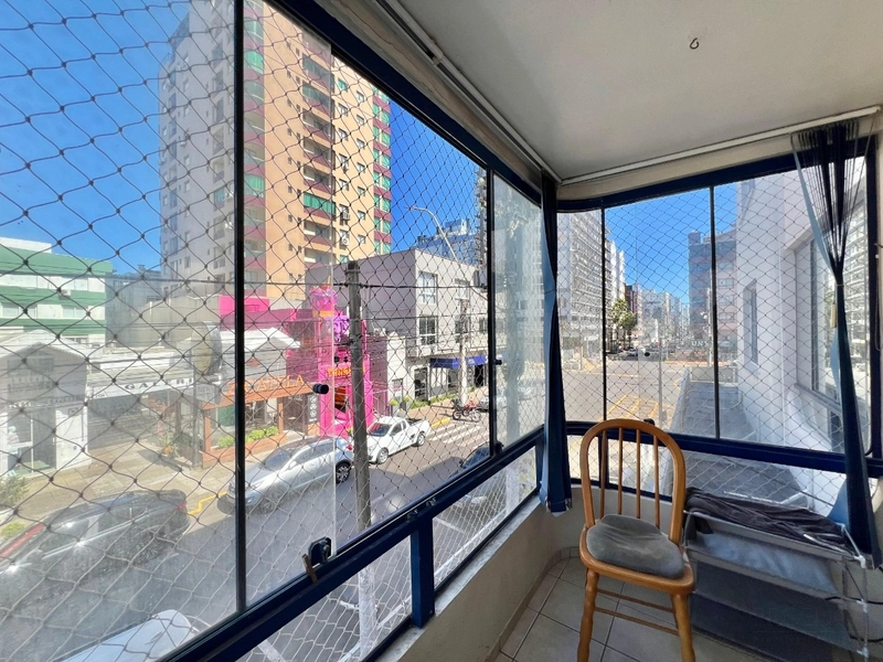 Apartamento 02 dormitórios de frente no Centro de Capão da Canoa: 1ª foto da galeria de imagens do imóvel