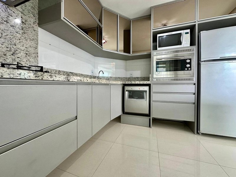 Apartamento 03 dormitórios com 02 box na Av. Ubirajara: 10ª foto da galeria de imagens do imóvel