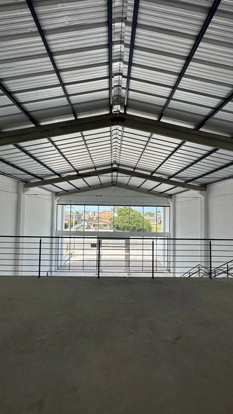 Loja comercial à venda: 7ª foto da galeria de imagens do imóvel
