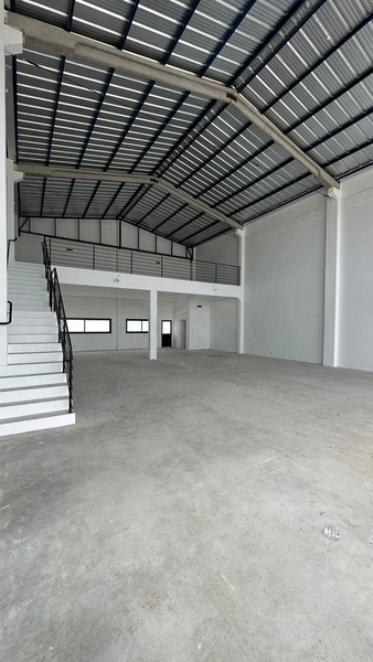 Loja comercial à venda: 6ª foto da galeria de imagens do imóvel