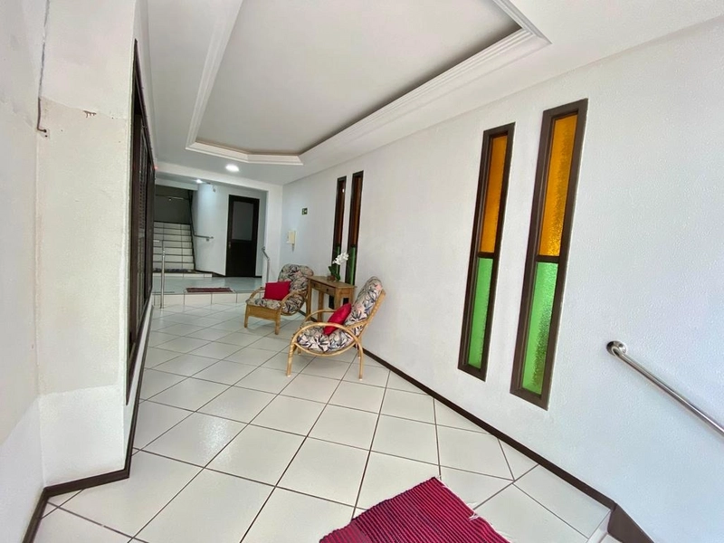 Apartamento amplo 2 dormitórios com sacada de frente !com box!: 8ª foto da galeria de imagens do imóvel