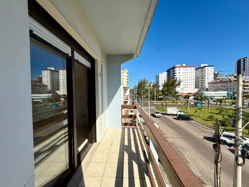 Apartamento 02 dormitórios na Praça Flávio Boianovski