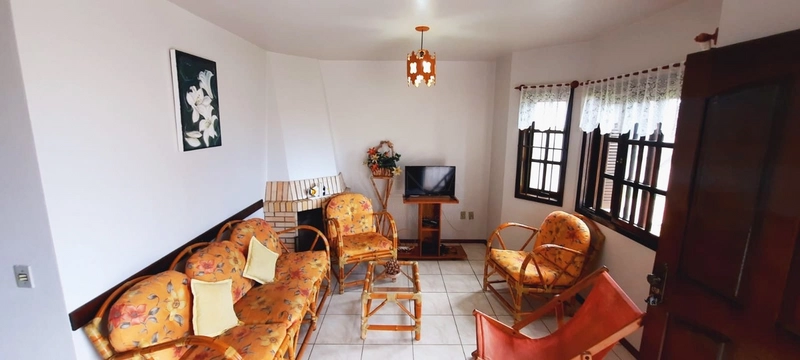 Casa à venda em Capão Da Canoa, próximo do mar.: 6ª foto da galeria de imagens do imóvel