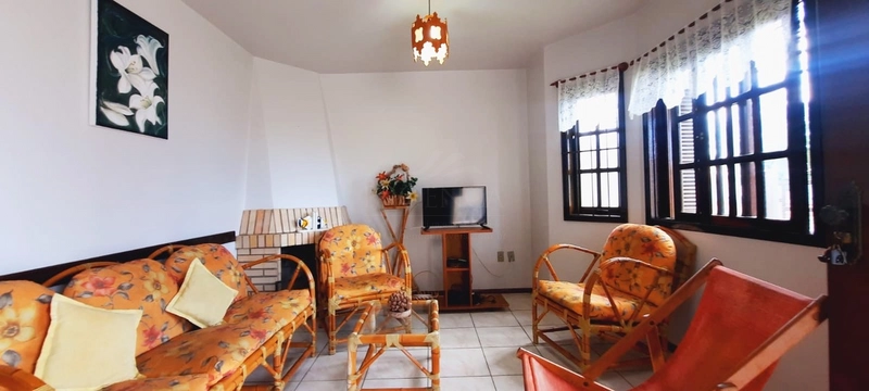 Casa à venda em Capão Da Canoa, próximo do mar.: 7ª foto da galeria de imagens do imóvel