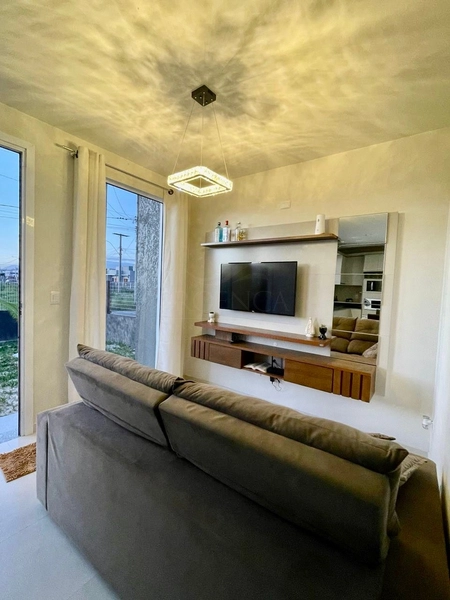 Excelente casa à venda de 02 dormitórios.: 2ª foto da galeria de imagens do imóvel