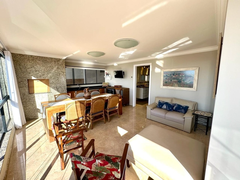 Apartamento 4 dormitórios,sendo2 suítes, 2 vagas, Beira Mar!: 17ª foto da galeria de imagens do imóvel
