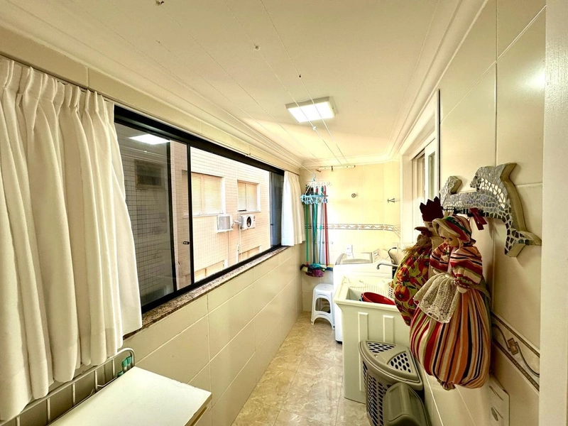 Apartamento 4 dormitórios,sendo2 suítes, 2 vagas, Beira Mar!: 14ª foto da galeria de imagens do imóvel