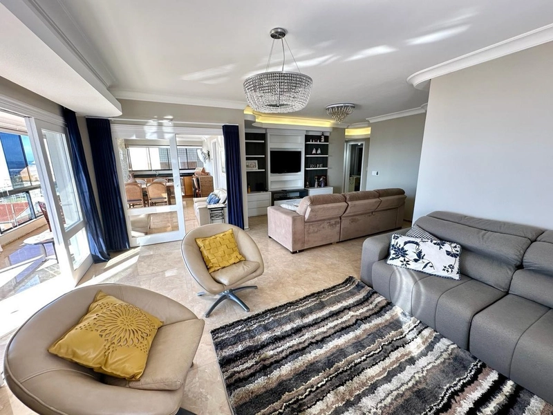 Apartamento 4 dormitórios,sendo2 suítes, 2 vagas, Beira Mar!: 12ª foto da galeria de imagens do imóvel