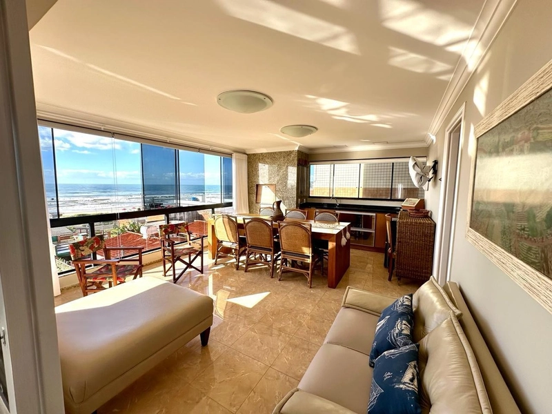 Apartamento 4 dormitórios,sendo2 suítes, 2 vagas, Beira Mar!: 10ª foto da galeria de imagens do imóvel