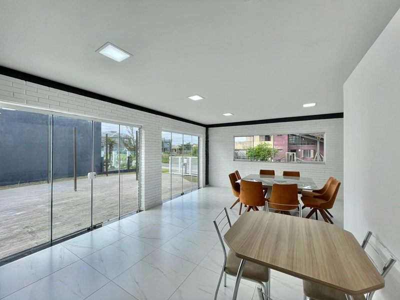 Casa a venda de esquina 3 Dormitórios com piscina!!: 9ª foto da galeria de imagens do imóvel