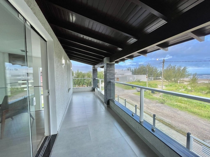 Casa a venda de esquina 3 Dormitórios com piscina!!: 13ª foto da galeria de imagens do imóvel