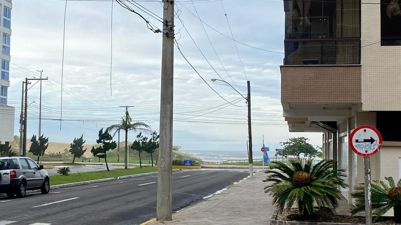 1 DORMITÓRIO COM SUÍTE E LAVABO, VAGA, 1 QUADRA DO MAR!: 11ª foto da galeria de imagens do imóvel