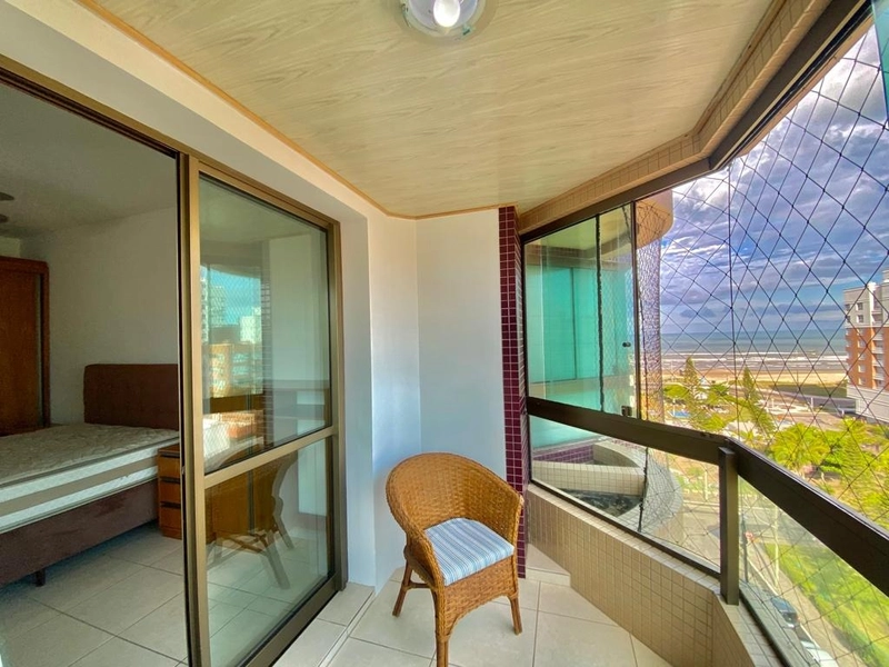 Apartamento junto a Praça do Mini Golf e com vista eterna para o mar!: 3ª foto da galeria de imagens do imóvel