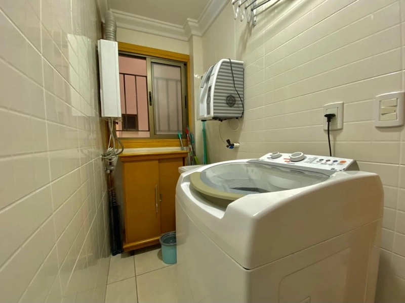 Apartamento junto a Praça do Mini Golf e com vista eterna para o mar!: 16ª foto da galeria de imagens do imóvel