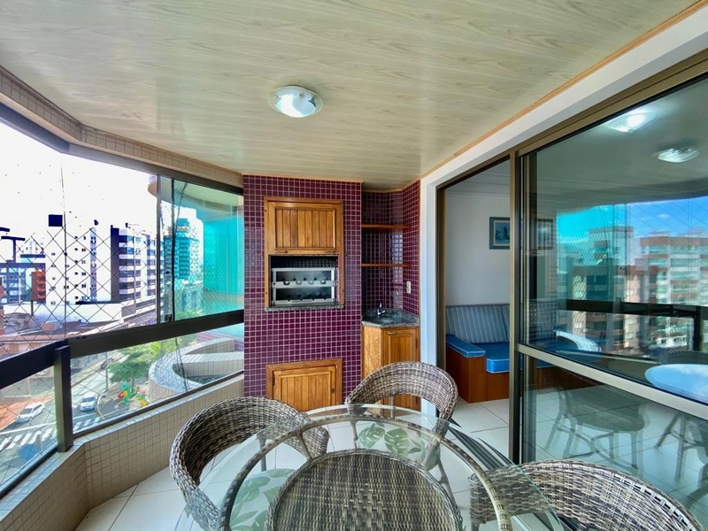 Apartamento junto a Praça do Mini Golf e com vista eterna para o mar!: 20ª foto da galeria de imagens do imóvel