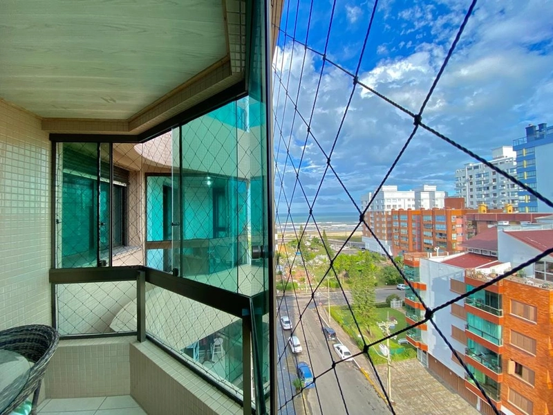 Apartamento junto a Praça do Mini Golf e com vista eterna para o mar!: 13ª foto da galeria de imagens do imóvel