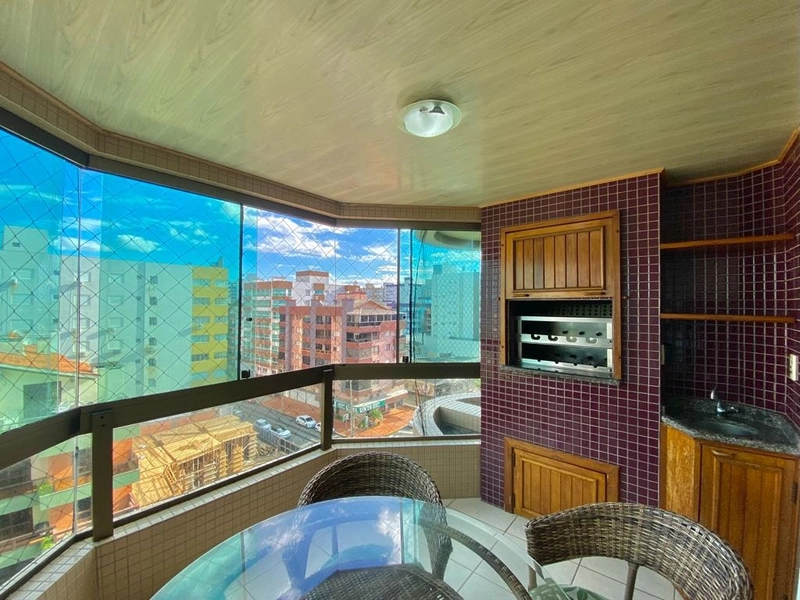 Apartamento junto a Praça do Mini Golf e com vista eterna para o mar!: 4ª foto da galeria de imagens do imóvel