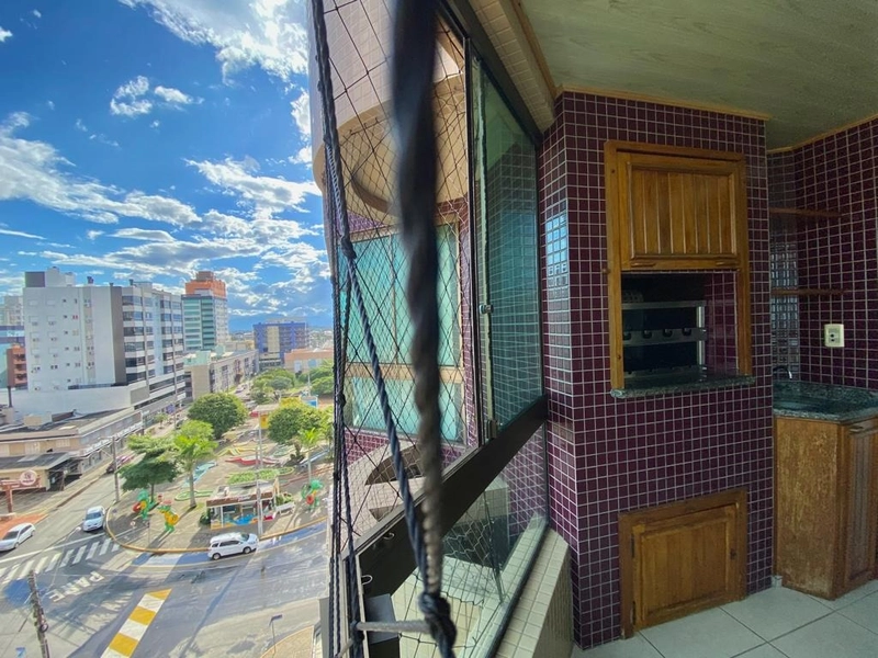 Apartamento junto a Praça do Mini Golf e com vista eterna para o mar!: 17ª foto da galeria de imagens do imóvel