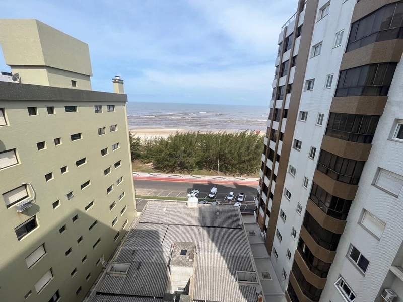 Alto Padrão! 2 dormitórios com suíte, 2 vagas! bem localizado!