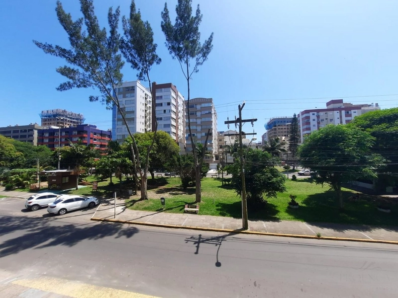 Apartamento de frente, com vista para Praça Flávio Boianovski!: 4ª foto da galeria de imagens do imóvel
