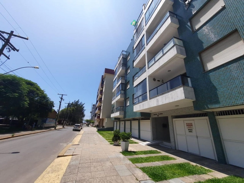 Apartamento de frente, com vista para Praça Flávio Boianovski!: 5ª foto da galeria de imagens do imóvel