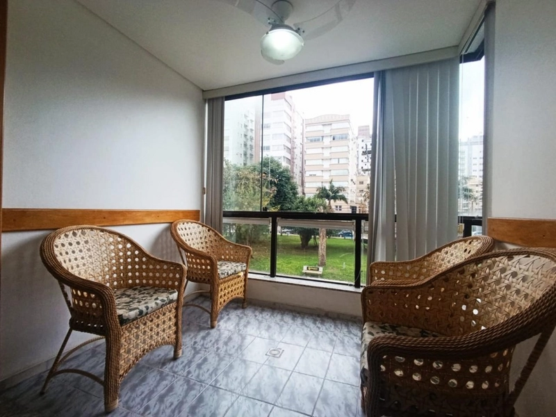 Apartamento de frente, com vista para Praça Flávio Boianovski!: 16ª foto da galeria de imagens do imóvel