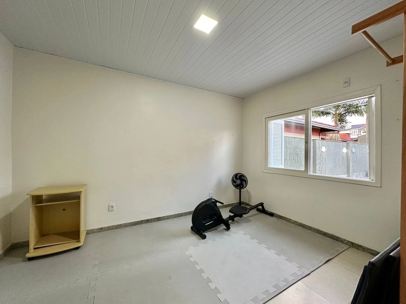 Casa 3 Dormitórios com suíte Com piscina Capão Novo: 10ª foto da galeria de imagens do imóvel