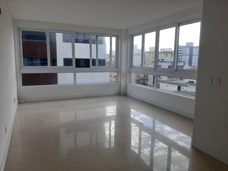 Apartamento 03 dormitórios, centro, Capão da Canoa!: 2ª foto da galeria de imagens do imóvel