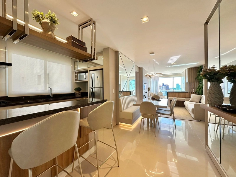 Apartamento de 2 Dormitórios Mobiliado e Decorado Enzo Tower: 2ª foto da galeria de imagens do imóvel