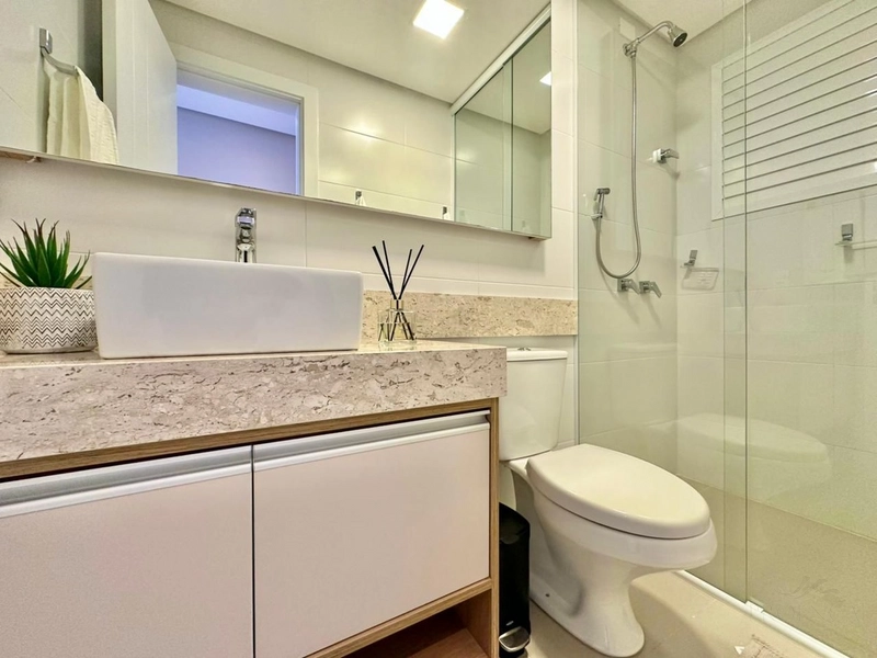 Apartamento de frente para Ubirajara! 3 dormitórios,suite!mobiliado!: 15ª foto da galeria de imagens do imóvel