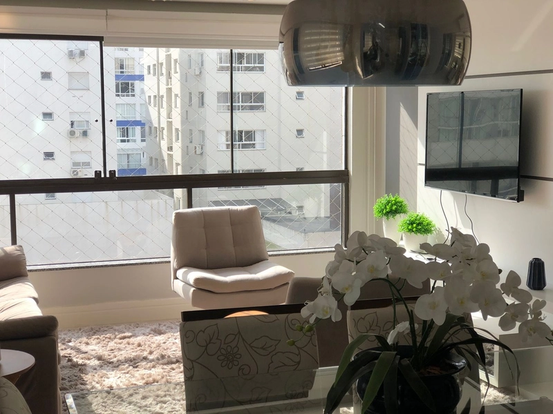 Apartamento de 3 dormitórios de frente, mobiliado, Navegantes.: 3ª foto da galeria de imagens do imóvel